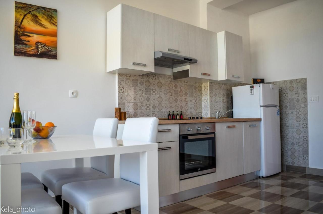 Galeb Apartment เวลิ อีช ภายนอก รูปภาพ